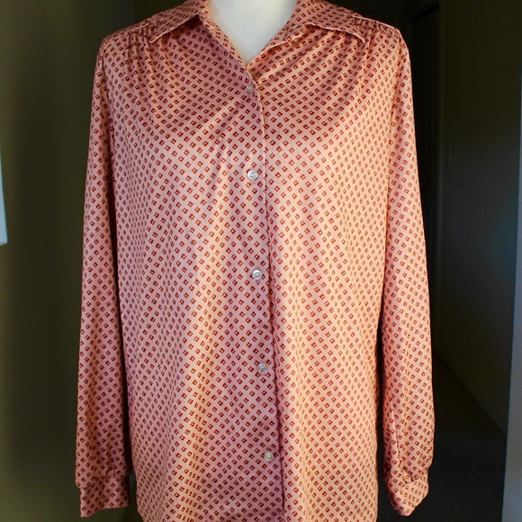 Vintage Tops - Vintage Salmon Pink & Mauve Print Button Up Shirt